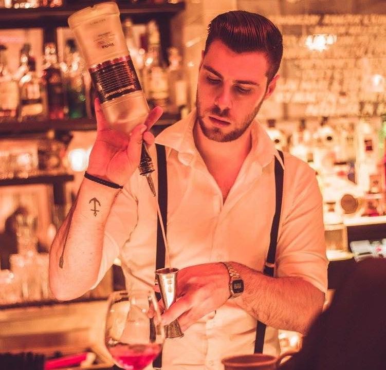 lavoro bartender
