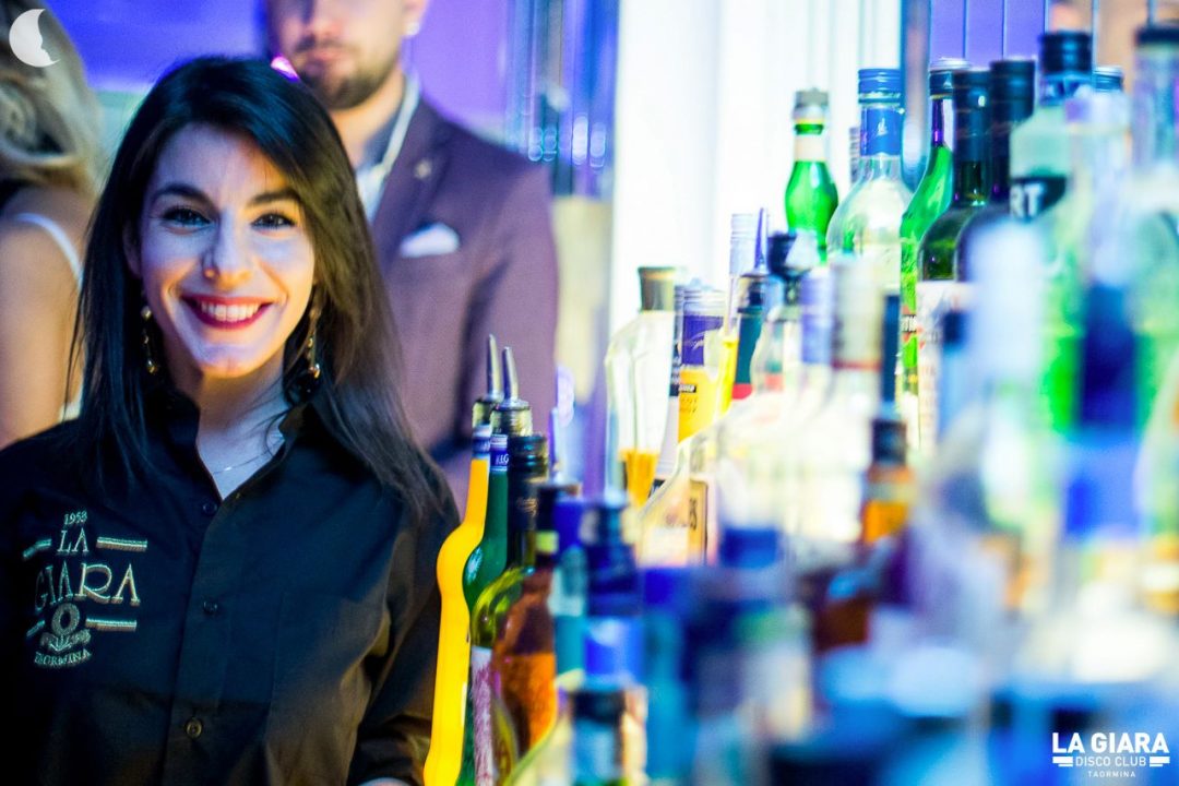 lavoro barmaid barlady