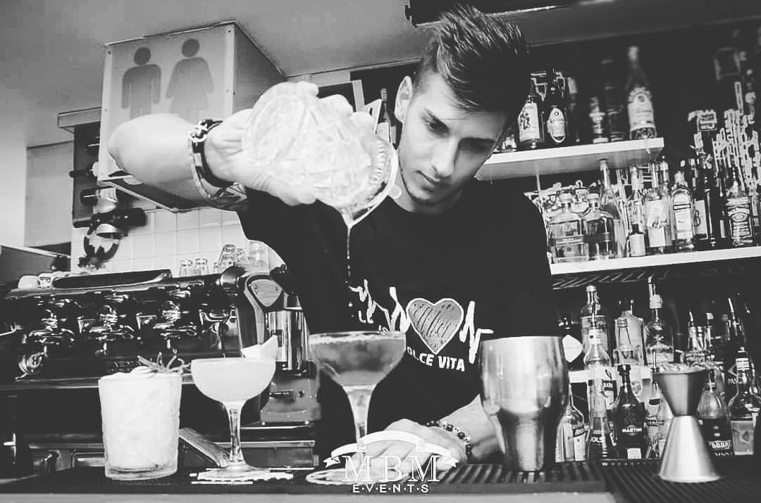 lavoro barman
