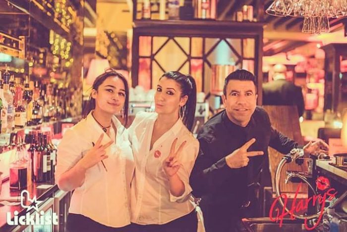 Yasmine_barlady_inghilterra