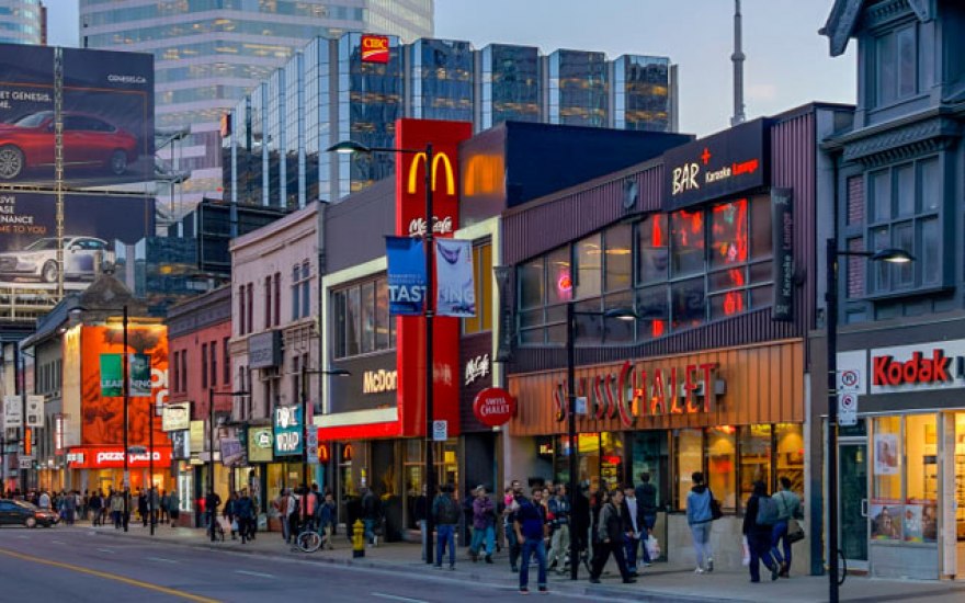 lavorare in Canada come Barman